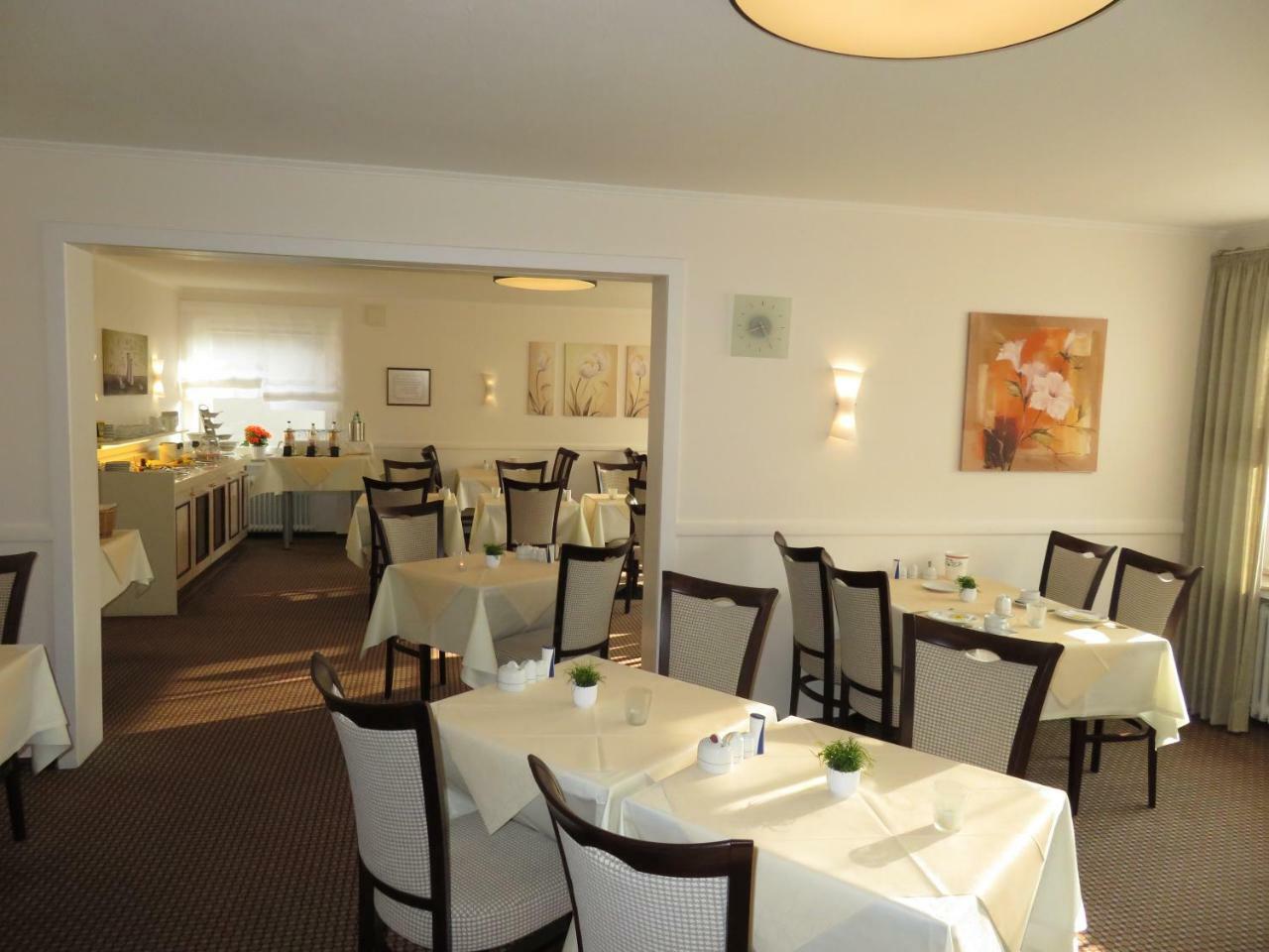 Hotel Zum Rosenteich Bad Zwischenahn Exteriör bild