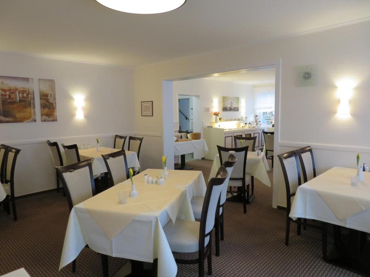 Hotel Zum Rosenteich Bad Zwischenahn Exteriör bild