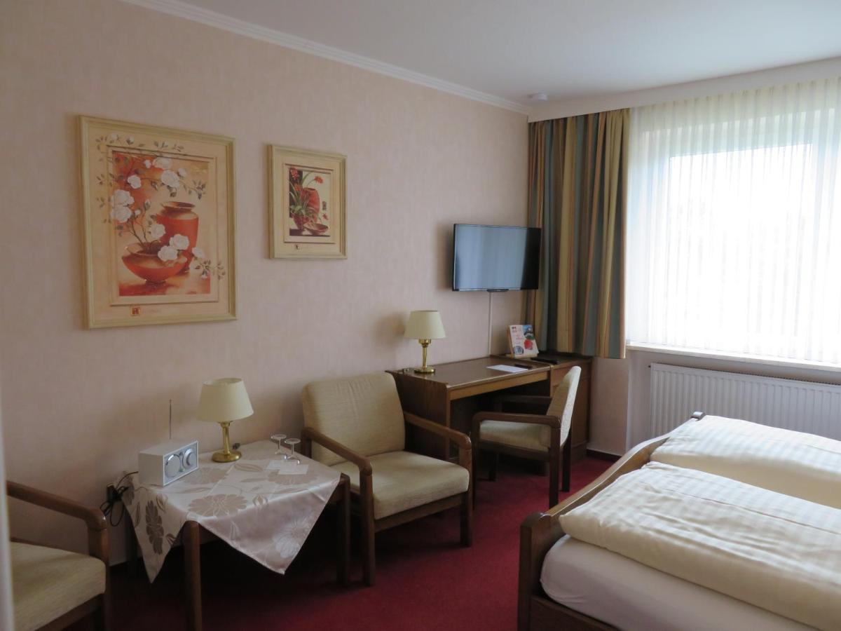 Hotel Zum Rosenteich Bad Zwischenahn Exteriör bild